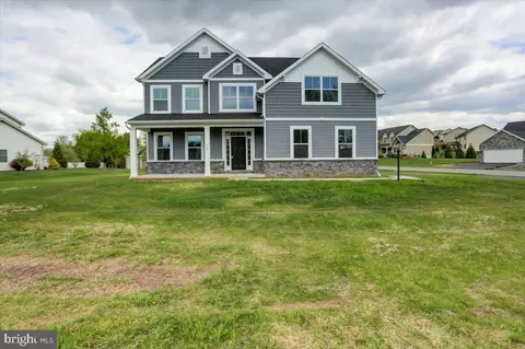 103 Granny Smith Ln, Fayetteville, PA 17222