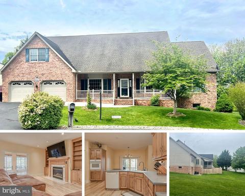 11898 Green Ridge Dr, Waynesboro, PA 17268