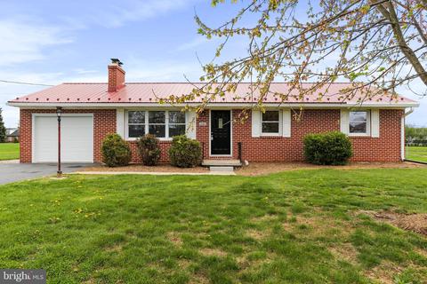 12264 Malissa Dr, Greencastle, PA 17225