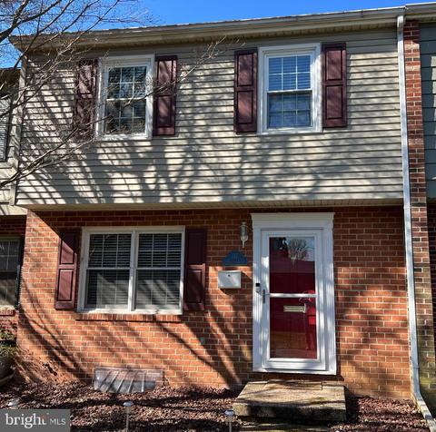717 Cumberland Ave, Chambersburg, PA 17201