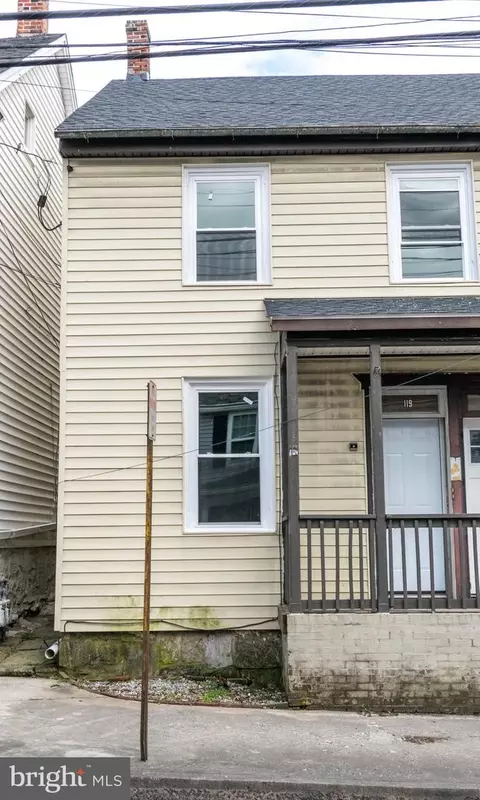 119 N Church St, Waynesboro, PA 17268