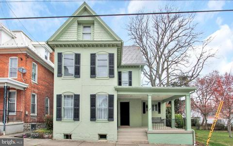 117 E Second St, Waynesboro, PA 17268
