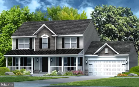 252 Paradise View Dr, Greencastle, PA 17225