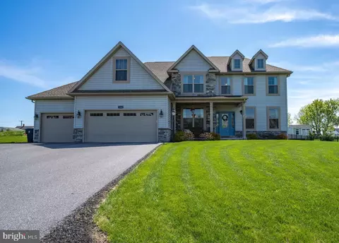 1564 Wind Flower Rd, Chambersburg, PA 17202