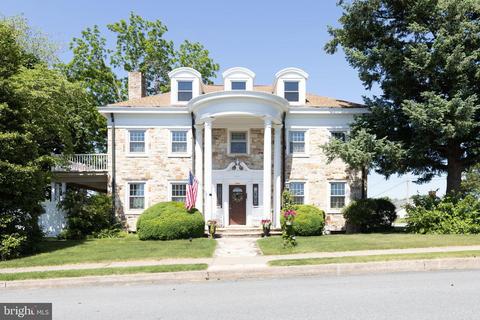 251 Glen St, Chambersburg, PA 17201