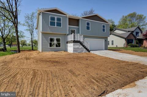 104 Baker Russell Dr, Shippensburg, PA 17257