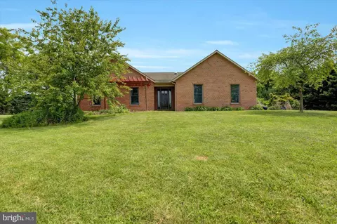 952 Edith Dr #19, Chambersburg, PA 17202
