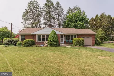 764 Floral Ave, Chambersburg, PA 17201