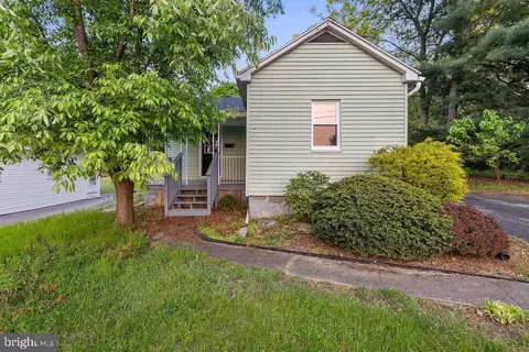 324 Northfield Ave, Waynesboro, PA 17268