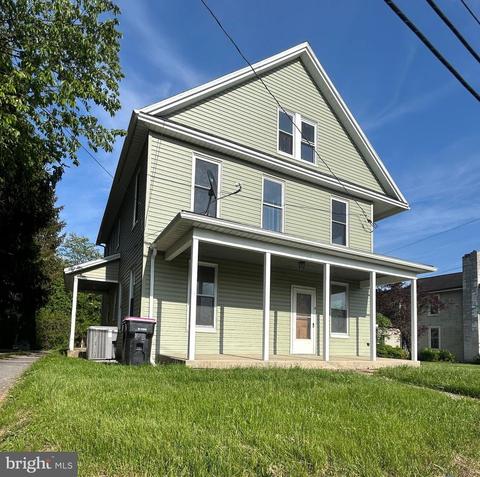 862 N N Franklin St, Chambersburg, PA 17201