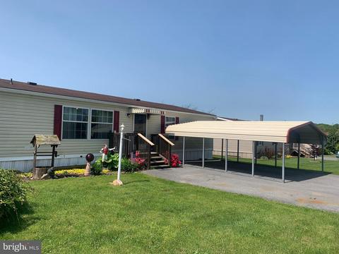 40 Tiffany Dr, Shippensburg, PA 17257