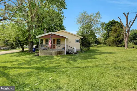 10993 Mill Ln E, Fannettsburg, PA 17221