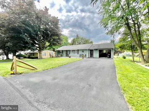 35 Fifth Ave #13, Fayetteville, PA 17222