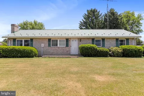 50 Lippizan Dr, Shippensburg, PA 17257