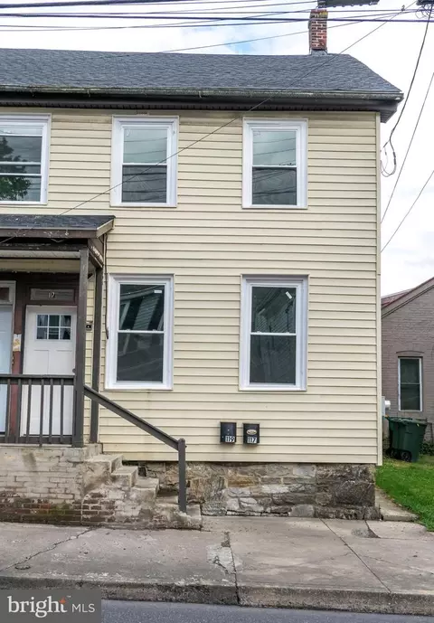 117 N Church St, Waynesboro, PA 17268