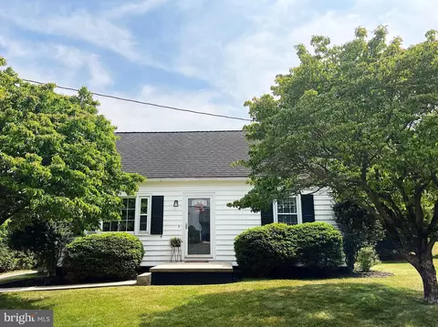 2172 Lincoln Way East E, Chambersburg, PA 17202