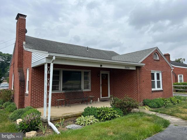 2070 Lincoln Way E, Chambersburg, PA 17202 | 48 Photos - Movoto