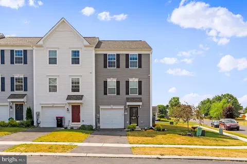 3530 Cedarbrook Ct, Fayetteville, PA 17222