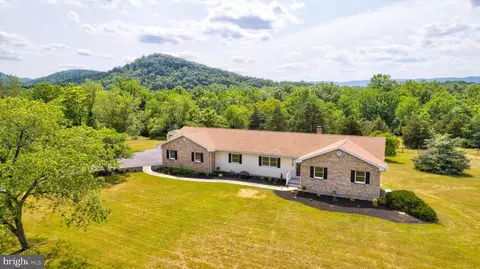 11181 Fort Loudon Rd, Mercersburg, PA 17236