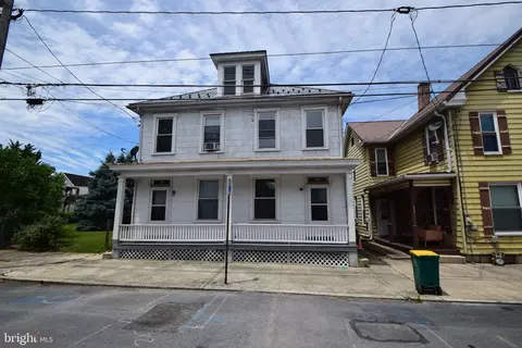 1115 Kennedy St, Chambersburg, PA 17201