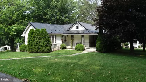 12998 Pen Mar Rd N, Waynesboro, PA 17268