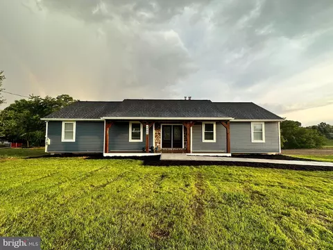 4006 Warm Spring Rd, Chambersburg, PA 17202