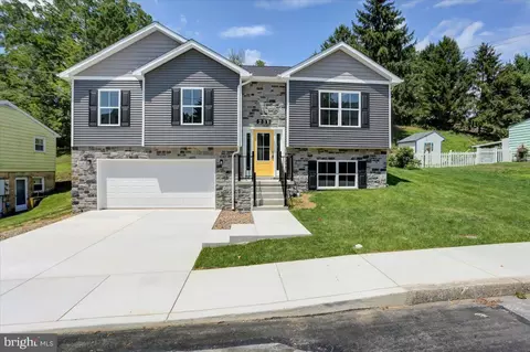231 Broad St N, Waynesboro, PA 17268