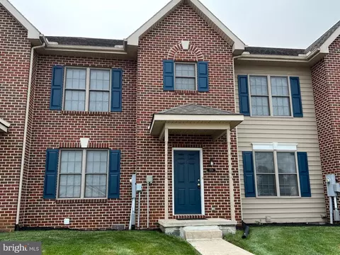 1918 Powell Dr, Chambersburg, PA 17201