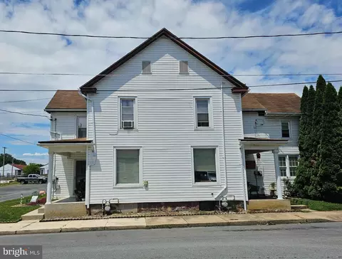 412 414 Walnut St, Waynesboro, PA 17268