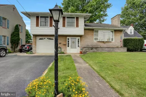 620 Stanley Ave, Chambersburg, PA 17201