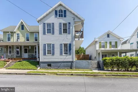 271 W King St, Chambersburg, PA 17201