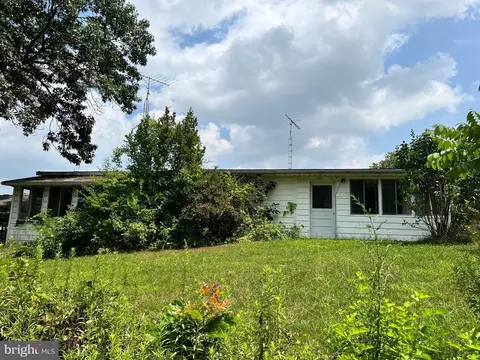 80 Fifth Ave, Fayetteville, PA 17222