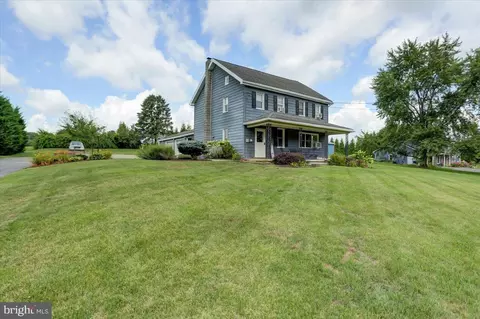 1681 Ragged Edge Rd, Chambersburg, PA 17202