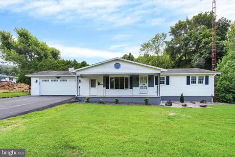 10316 Old Forge Rd, Waynesboro, PA 17268
