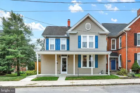 126 Snider Ave, Waynesboro, PA 17268