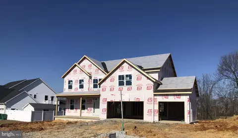 2495 Austin Ave, Chambersburg, PA 17202