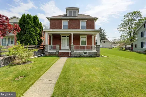1830 Philadelphia Ave, Chambersburg, PA 17201