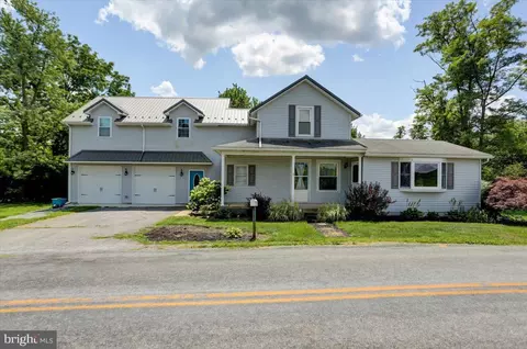 2010 Bedford Rd #1, Shippensburg, PA 17257