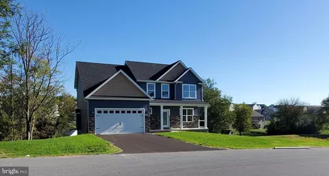 8457 Capri Ct, Waynesboro, PA 17268