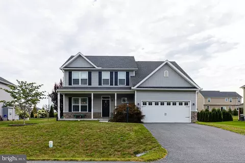1341 Emilys Ct, Greencastle, PA 17225