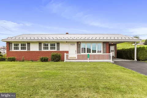 7144 Mentzer Gap Rd, Quincy, PA 17247