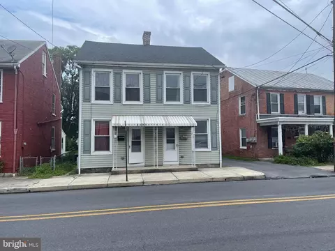 683 Broad St, Chambersburg, PA 17201