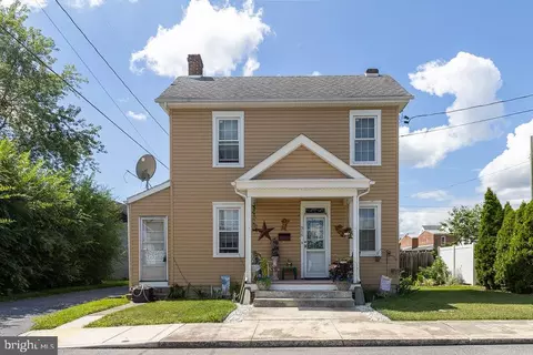 319 S Fifth St, Chambersburg, PA 17201