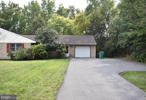 556 Pensinger Rd, Greencastle, PA 17225