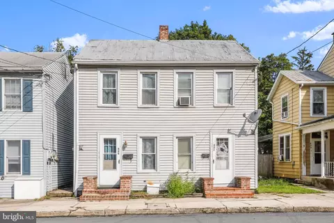 629631 Broad St, Chambersburg, PA 17201