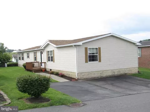 157 Coquina Sands Dr #7, Waynesboro, PA 17268