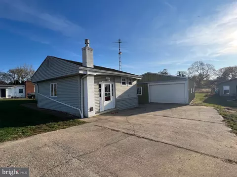 3058 Country Rd, Chambersburg, PA 17201