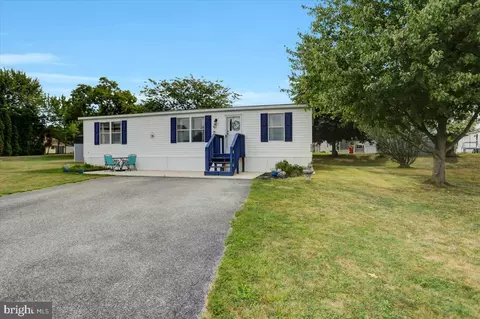5678 Claridge Ct #85, Fayetteville, PA 17222