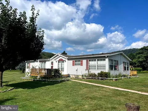2277 Appleway, Saint Thomas, PA 17252