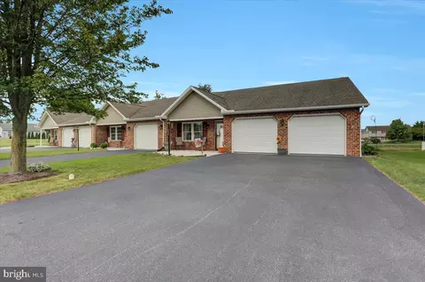 105 Central Way #24, Shippensburg, PA 17257